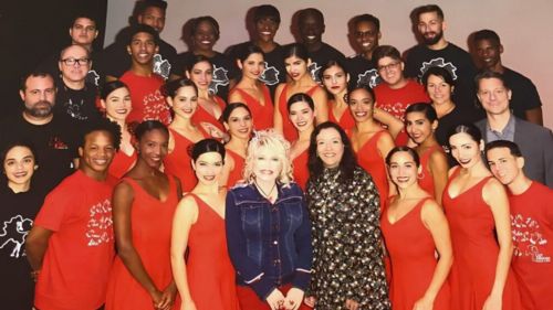 Dolly Parton- heroína de la clase trabajadora, artista excepcional y constructora de puentes culturales entre Cuba y Estados Unidos-500 X 281